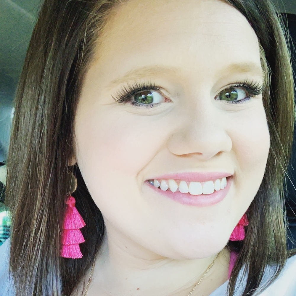 Meet your Posher, Makayla